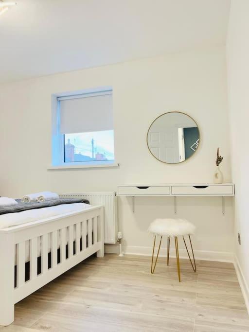 New Fully Furnished Cosy Home Balderton Экстерьер фото