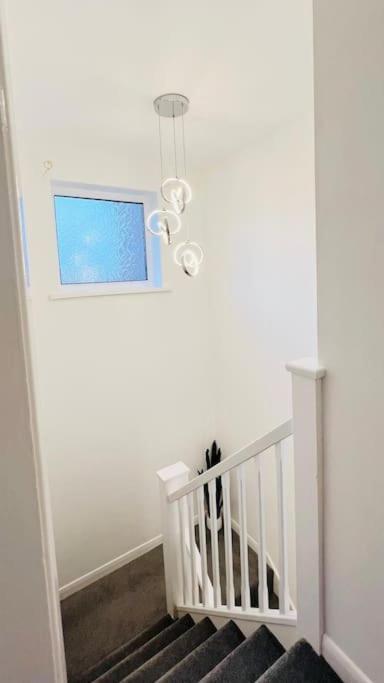 New Fully Furnished Cosy Home Balderton Экстерьер фото